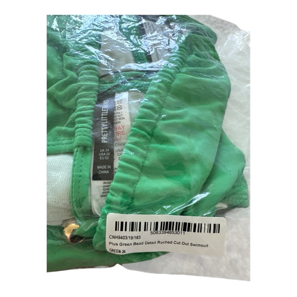 NWT | PrettyLittleThing Plus Green Bead Detail Ruched Cut Out Swimsuit - Picture 6 of 9